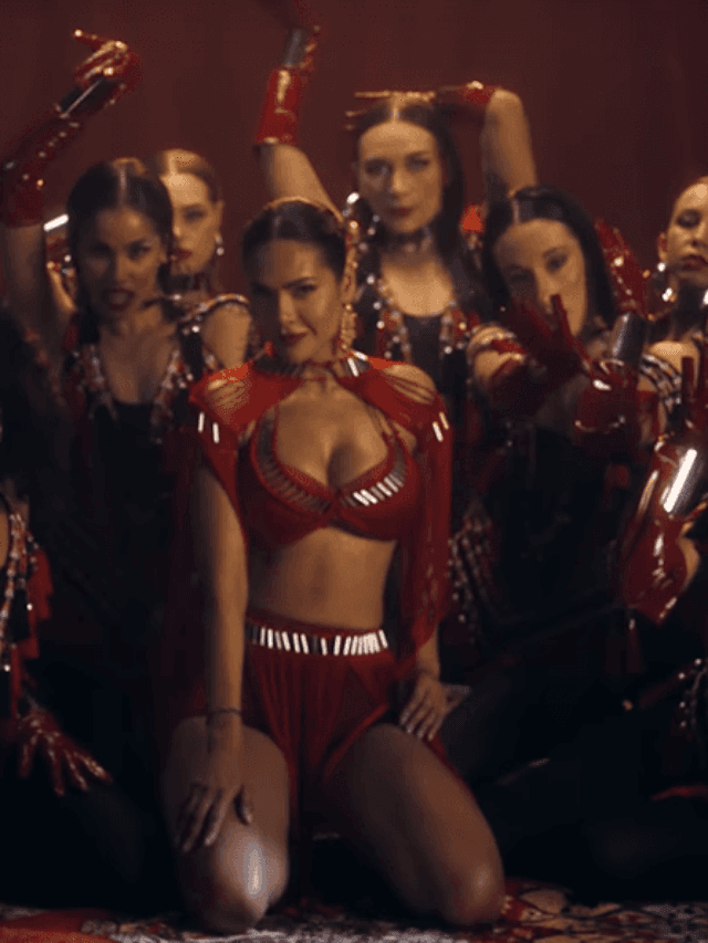 MANIAC (Official Video): YO YO HONEY SINGH | ESHA GUPTA | GLORY | BHUSHAN KUMAR